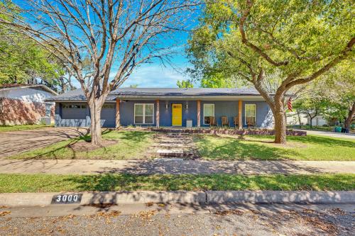 3000 Mohawk Quintessential Ranch House in Central Austin Nation Holdings LLC