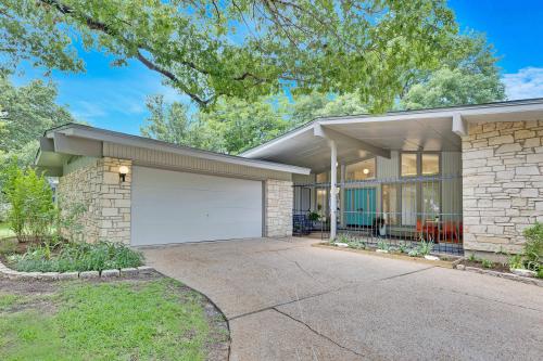 2900 Stoneway Mid Century Modern for sale Nation Holdings Rachel Nation Austin Realtor