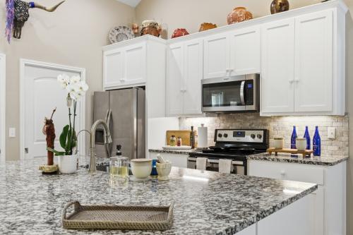Welcome home to 6115 Cimmaron Trail in Lago Vista.