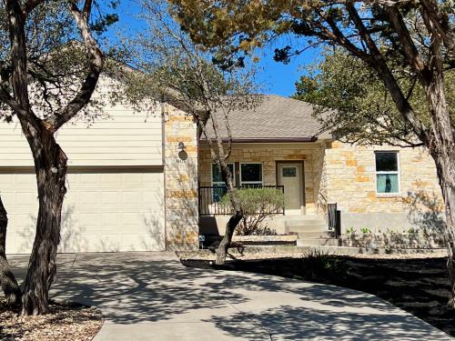 Welcome home to Cimmaron Trail