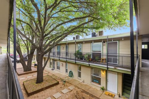 Welcome home to your Zilker condo