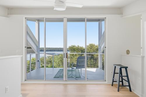Wake by the Lakes at 1312 Hurst Hollow