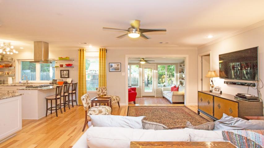 3102 Pinecrest Central Austin Realtor: Rachel Nation Nation Holdings LLC