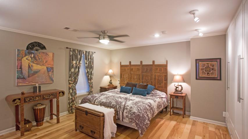 3102 Pinecrest Central Austin Realtor: Rachel Nation Nation Holdings LLC