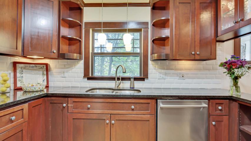 Welcome to your handsome home in Allandale.