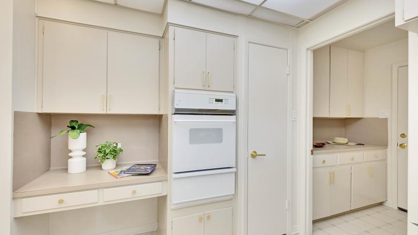 2900 Stoneway Mid Century Modern for sale Nation Holdings Rachel Nation Austin Realtor