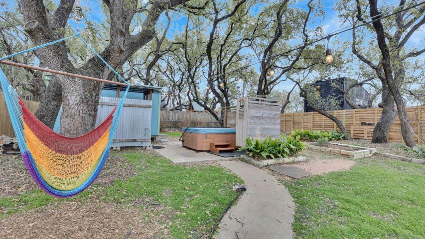 6815 Joyce Austin Texas
